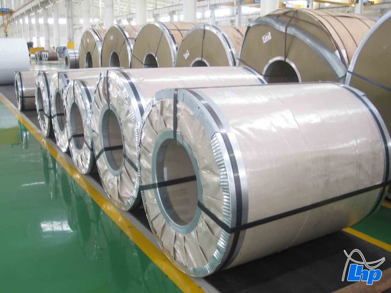 bao-gia-ton-cuon-inox