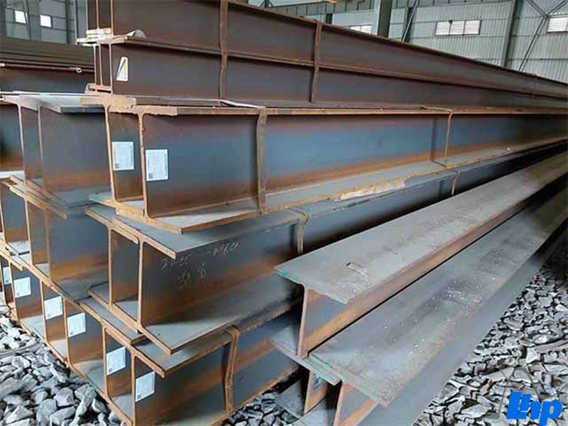 Thép hình H tại Lộc Hiếu Phát nhận được nhiều sự quan tâm của khách hàng
